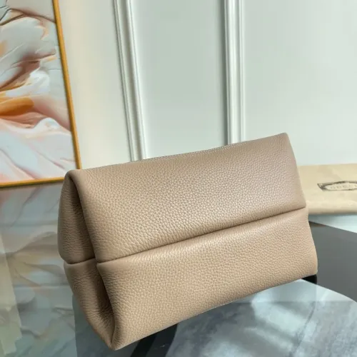 Cheap Gucci AAA Quality Handbags For Women #1420604 Replica Wholesale [$202.00 USD] [ITEM#1420604] on Replica Gucci AAA Quality Handbags