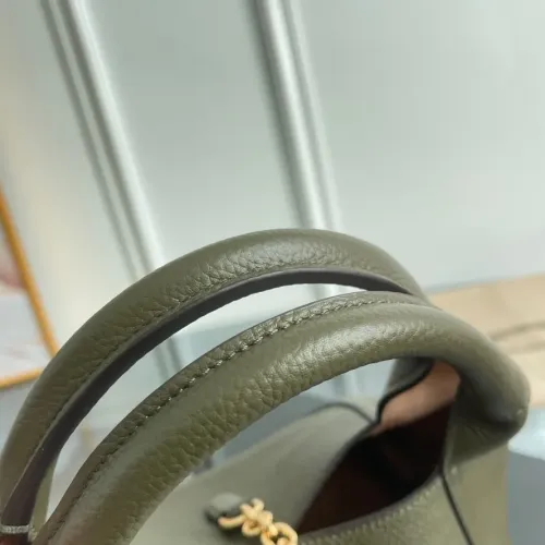 Cheap Gucci AAA Quality Handbags For Women #1420605 Replica Wholesale [$202.00 USD] [ITEM#1420605] on Replica Gucci AAA Quality Handbags