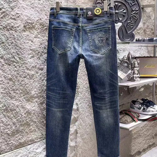 Cheap Versace Jeans For Men #1421207 Replica Wholesale [$68.00 USD] [ITEM#1421207] on Replica Versace Jeans
