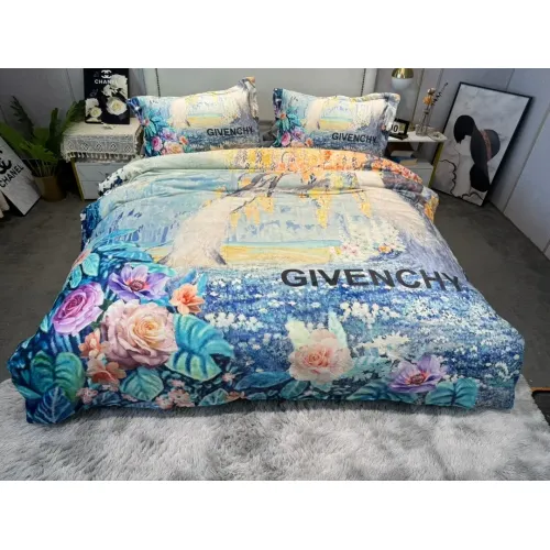 Givenchy Bedding #1421301