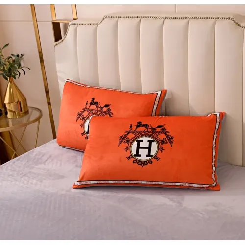 Cheap Hermes Bedding #1421569 Replica Wholesale [$88.00 USD] [ITEM#1421569] on Replica Hermes Bedding