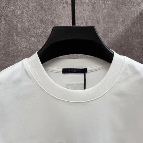 Cheap Louis Vuitton LV T-Shirts Short Sleeved For Unisex #1421848 Replica Wholesale [$45.00 USD] [ITEM#1421848] on Replica Louis Vuitton LV T-Shirts