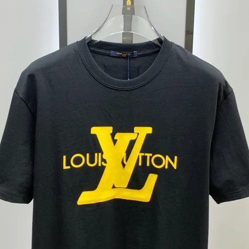 Cheap Louis Vuitton LV T-Shirts Short Sleeved For Men #1421886 Replica Wholesale [$68.00 USD] [ITEM#1421886] on Replica Louis Vuitton LV T-Shirts