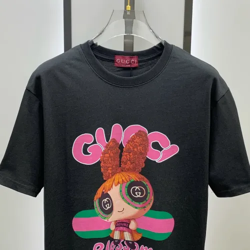 Cheap Gucci T-Shirts Short Sleeved For Men #1421924 Replica Wholesale [$68.00 USD] [ITEM#1421924] on Replica Gucci T-Shirts