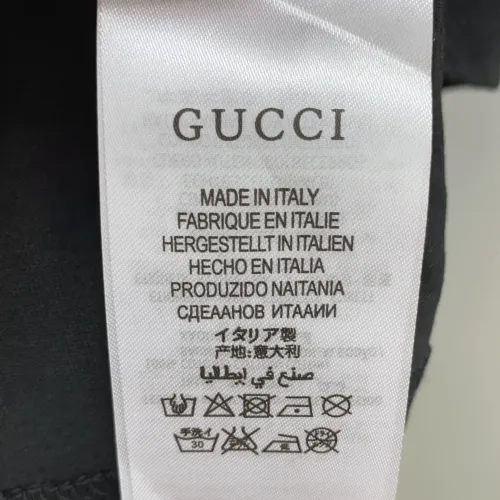 Cheap Gucci T-Shirts Short Sleeved For Men #1421924 Replica Wholesale [$68.00 USD] [ITEM#1421924] on Replica Gucci T-Shirts