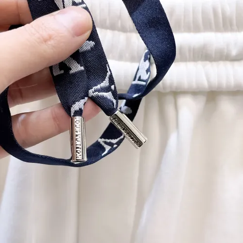 Cheap Louis Vuitton LV Pants For Men #1421991 Replica Wholesale [$76.00 USD] [ITEM#1421991] on Replica Louis Vuitton LV Pants