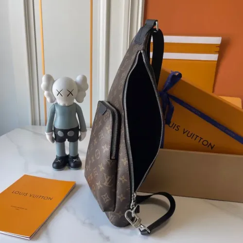Cheap Louis Vuitton AAA Man Messenger Bags #1422131 Replica Wholesale [$92.00 USD] [ITEM#1422131] on Replica Louis Vuitton AAA Man Messenger Bags