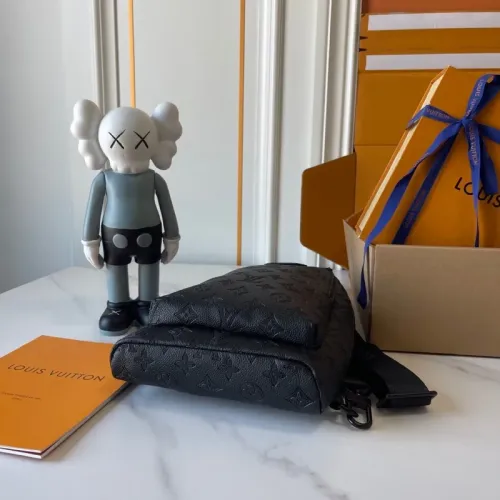 Cheap Louis Vuitton AAA Man Messenger Bags #1422133 Replica Wholesale [$92.00 USD] [ITEM#1422133] on Replica Louis Vuitton AAA Man Messenger Bags