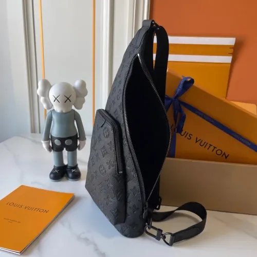 Cheap Louis Vuitton AAA Man Messenger Bags #1422133 Replica Wholesale [$92.00 USD] [ITEM#1422133] on Replica Louis Vuitton AAA Man Messenger Bags