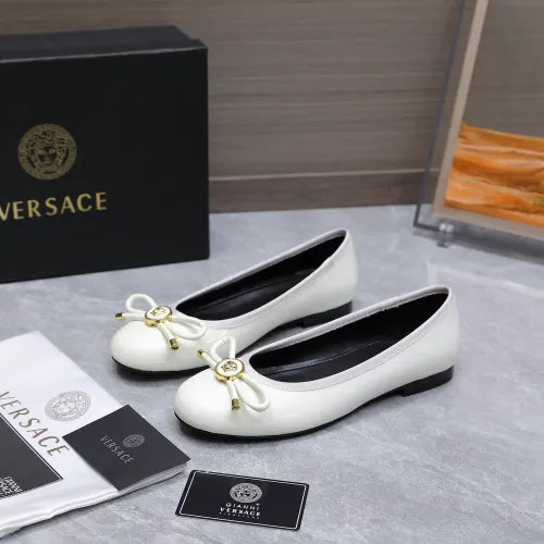 Versace Flat Shoes For Women #1422325