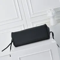 Cheap Chanel AAA Quality Shoulder Bags For Women #1420102 Replica Wholesale [$98.00 USD] [ITEM#1420102] on Replica Chanel AAA Quality Shoulder Bags