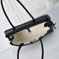 Cheap Chanel AAA Quality Shoulder Bags For Women #1420102 Replica Wholesale [$98.00 USD] [ITEM#1420102] on Replica Chanel AAA Quality Shoulder Bags