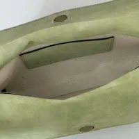 Cheap Gucci AAA Quality Shoulder Bags For Women #1420188 Replica Wholesale [$235.00 USD] [ITEM#1420188] on Replica Gucci AAA Quality Shoulder Bags