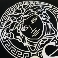 Cheap Versace T-Shirts Short Sleeved For Unisex #1420210 Replica Wholesale [$27.00 USD] [ITEM#1420210] on Replica Versace T-Shirts