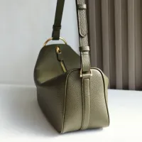 Cheap Gucci AAA Quality Shoulder Bags For Women #1420358 Replica Wholesale [$182.00 USD] [ITEM#1420358] on Replica Gucci AAA Quality Shoulder Bags