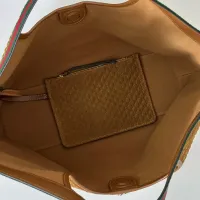 Cheap Gucci AAA Quality Handbags For Women #1420364 Replica Wholesale [$235.00 USD] [ITEM#1420364] on Replica Gucci AAA Quality Handbags