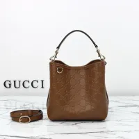 Cheap Gucci AAA Quality Handbags For Women #1420471 Replica Wholesale [$170.00 USD] [ITEM#1420471] on Replica Gucci AAA Quality Handbags