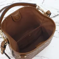 Cheap Gucci AAA Quality Handbags For Women #1420471 Replica Wholesale [$170.00 USD] [ITEM#1420471] on Replica Gucci AAA Quality Handbags