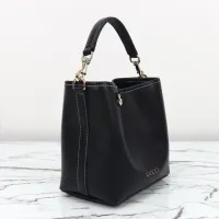 Cheap Gucci AAA Quality Handbags For Women #1420477 Replica Wholesale [$170.00 USD] [ITEM#1420477] on Replica Gucci AAA Quality Handbags