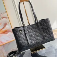 Cheap Gucci AAA Quality Shoulder Bags For Women #1420535 Replica Wholesale [$202.00 USD] [ITEM#1420535] on Replica Gucci AAA Quality Shoulder Bags