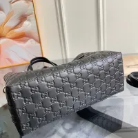 Cheap Gucci AAA Quality Shoulder Bags For Women #1420535 Replica Wholesale [$202.00 USD] [ITEM#1420535] on Replica Gucci AAA Quality Shoulder Bags