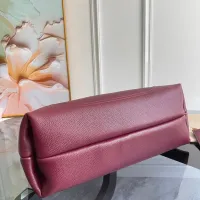 Cheap Gucci AAA Quality Handbags For Women #1420575 Replica Wholesale [$264.46 USD] [ITEM#1420575] on Replica Gucci AAA Quality Handbags