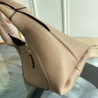 Cheap Gucci AAA Quality Handbags For Women #1420604 Replica Wholesale [$202.00 USD] [ITEM#1420604] on Replica Gucci AAA Quality Handbags