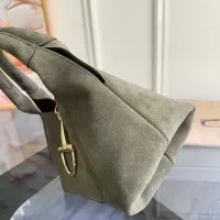 Cheap Gucci AAA Quality Handbags For Women #1420615 Replica Wholesale [$185.00 USD] [ITEM#1420615] on Replica Gucci AAA Quality Handbags