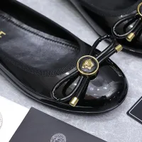 Cheap Versace Flat Shoes For Women #1422326 Replica Wholesale [$118.00 USD] [ITEM#1422326] on Replica Versace Flat Shoes