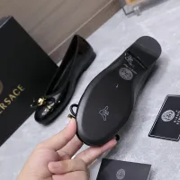 Cheap Versace Flat Shoes For Women #1422326 Replica Wholesale [$118.00 USD] [ITEM#1422326] on Replica Versace Flat Shoes