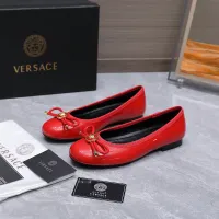 Cheap Versace Flat Shoes For Women #1422328 Replica Wholesale [$118.00 USD] [ITEM#1422328] on Replica Versace Flat Shoes