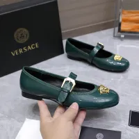Cheap Versace Flat Shoes For Women #1422331 Replica Wholesale [$118.00 USD] [ITEM#1422331] on Replica Versace Flat Shoes
