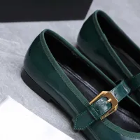 Cheap Versace Flat Shoes For Women #1422331 Replica Wholesale [$118.00 USD] [ITEM#1422331] on Replica Versace Flat Shoes