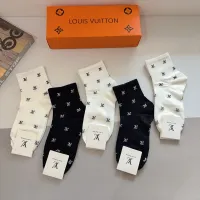 Cheap Louis Vuitton LV Socks #1422392 Replica Wholesale [$27.00 USD] [ITEM#1422392] on Replica Louis Vuitton LV Socks