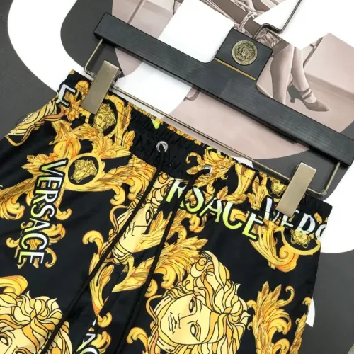 Cheap Versace Pants For Men #1422842 Replica Wholesale [$32.00 USD] [ITEM#1422842] on Replica Versace Pants