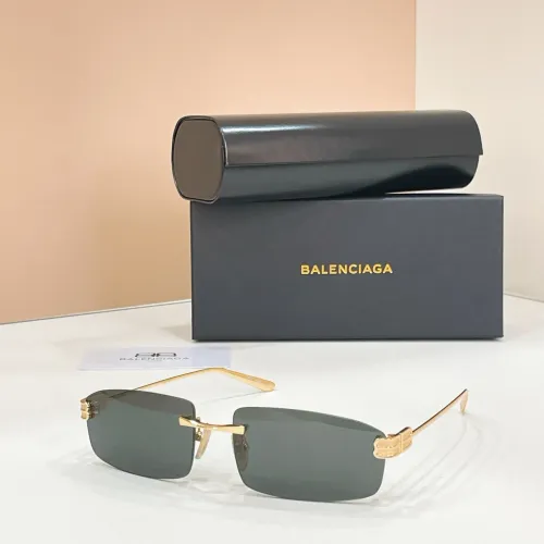 Balenciaga AAA Quality Sunglasses #1423043
