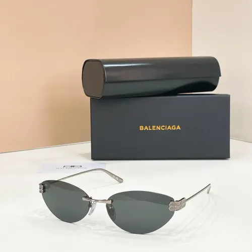 Balenciaga AAA Quality Sunglasses #1423050