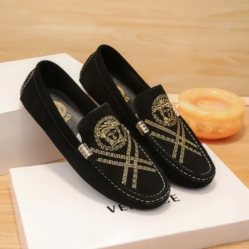 Versace Leather Shoes For Men #1423098