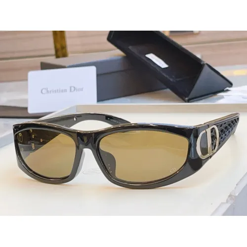 Christian Dior AAA Quality Sunglasses #1423099