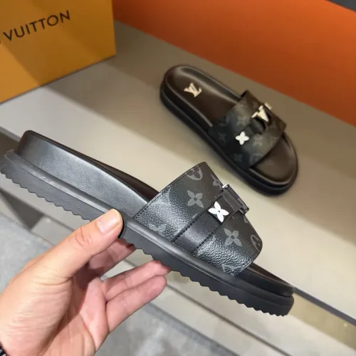 Cheap Louis Vuitton Slippers For Men #1423131 Replica Wholesale [$52.00 USD] [ITEM#1423131] on Replica Louis Vuitton Slippers