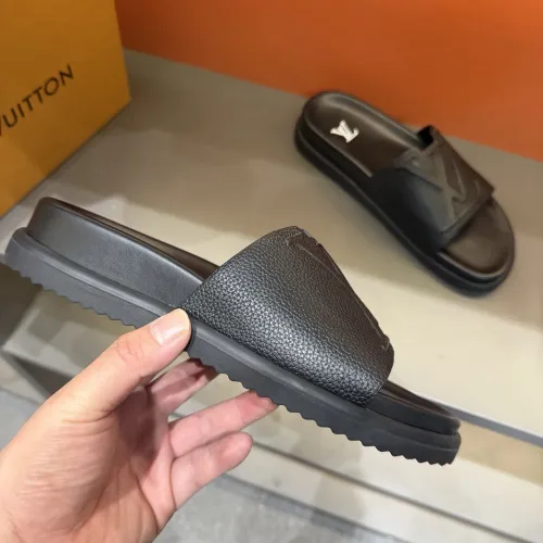 Cheap Louis Vuitton Slippers For Men #1423143 Replica Wholesale [$52.00 USD] [ITEM#1423143] on Replica Louis Vuitton Slippers