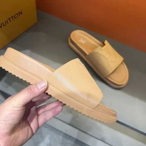 Cheap Louis Vuitton Slippers For Men #1423151 Replica Wholesale [$52.00 USD] [ITEM#1423151] on Replica Louis Vuitton Slippers