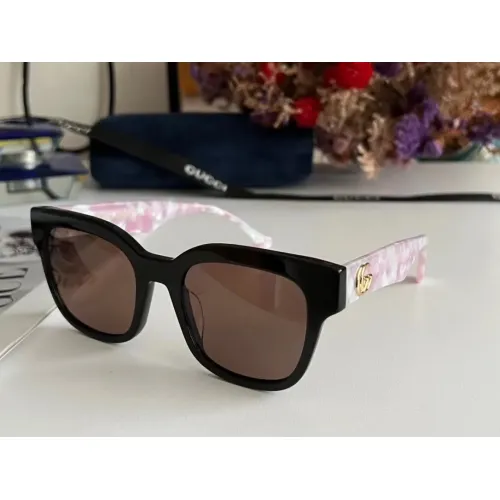 Gucci AAA Quality Sunglasses #1423186