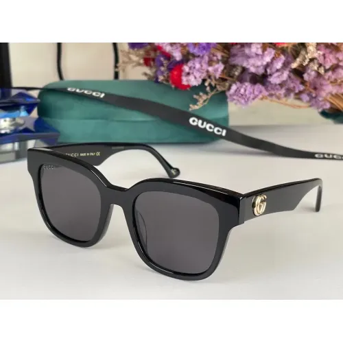 Gucci AAA Quality Sunglasses #1423188