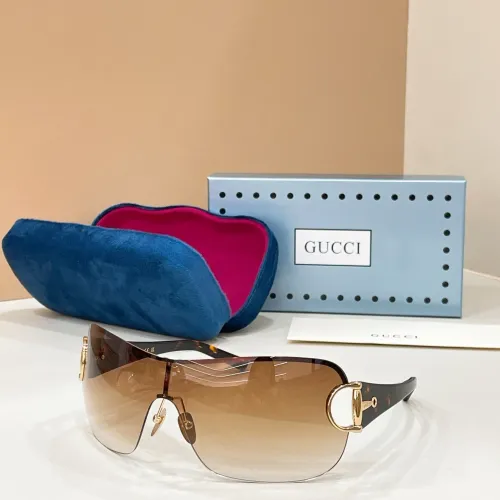 Gucci AAA Quality Sunglasses #1423201