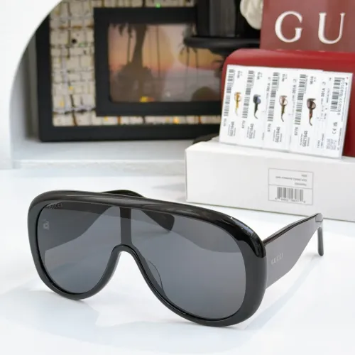 Gucci AAA Quality Sunglasses #1423215