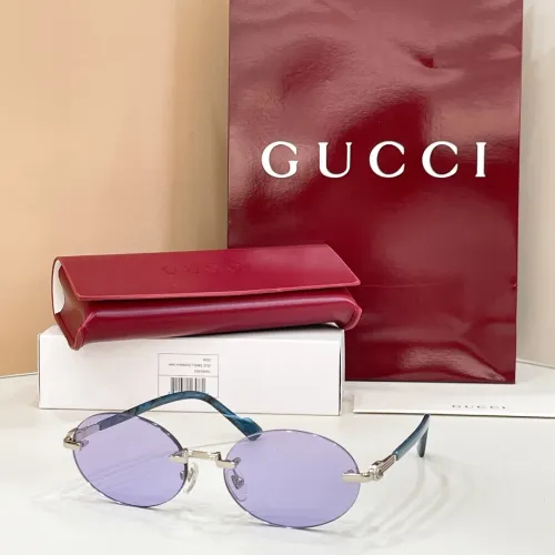 Gucci AAA Quality Sunglasses #1423357