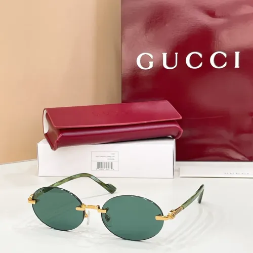 Gucci AAA Quality Sunglasses #1423358