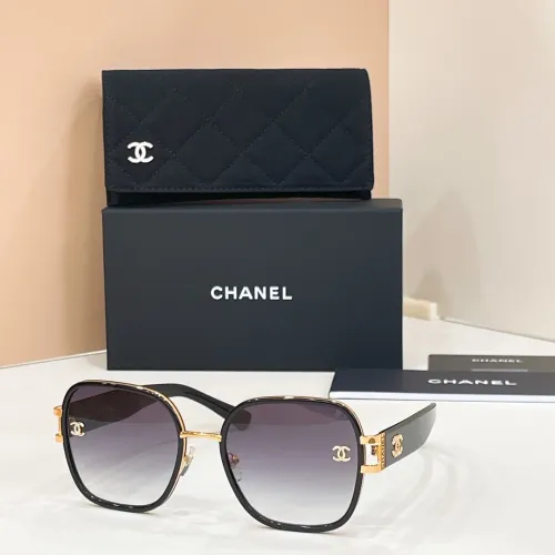 Chanel AAA Quality Sunglasses #1423373