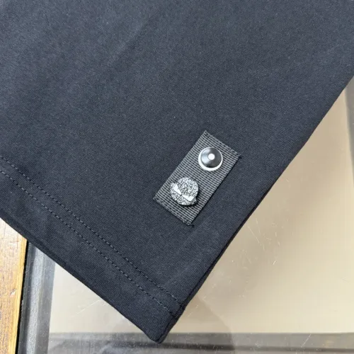 Cheap Fendi T-Shirts Short Sleeved For Unisex #1423446 Replica Wholesale [$32.00 USD] [ITEM#1423446] on Replica Fendi T-Shirts